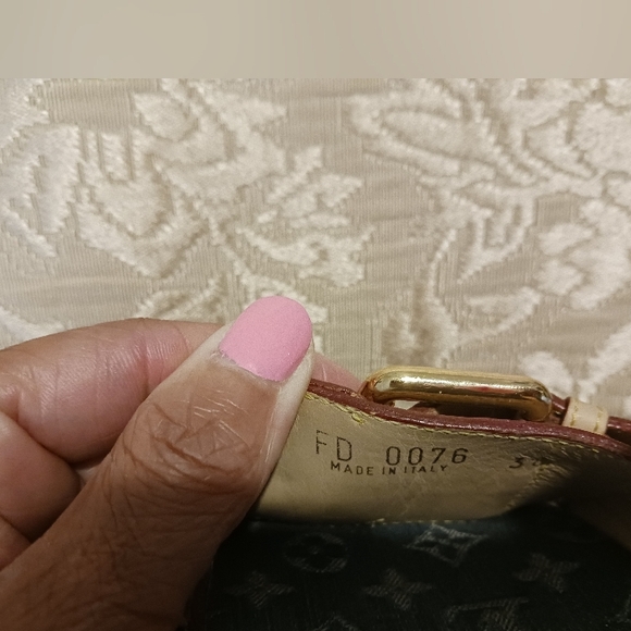 Louis Vuitton Flip Flops (Authentic) - Picture 7 of 9